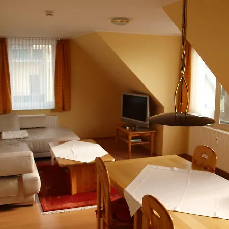 Residenz Am Seeufer 59a * Waren (Mueritz)